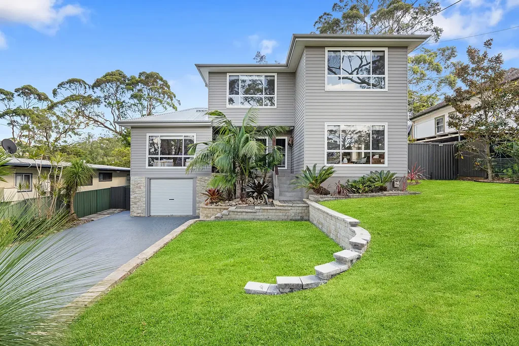 11 Grevillea Grove, Heathcote, NSW 2233
