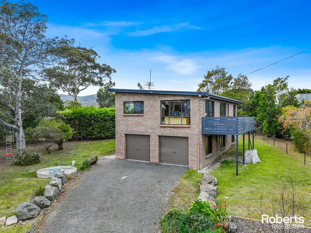 7 Royle Avenue, Coles Bay, TAS 7215