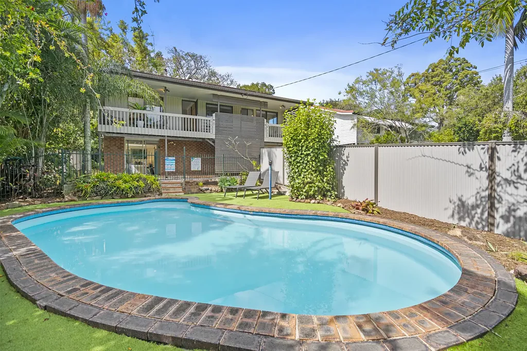 Alexandra Hills 3침실 Family Living with Poolside Entertaining & Flexible Dual-Living Potential