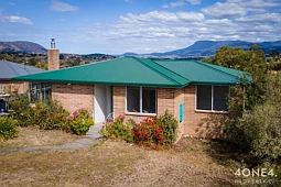 17 Walker Crescent, Bridgewater
