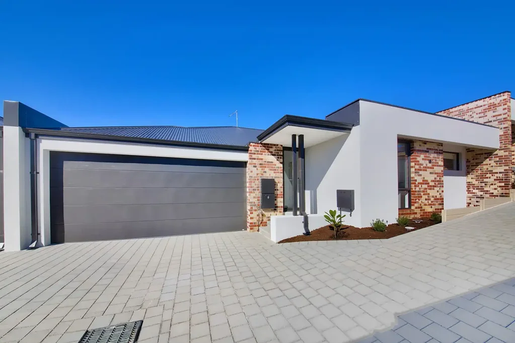 Bedford 3침실 QUALITY BRAND NEW HOMES!