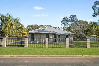 36 Jocelyn Street, Caboolture, QLD 4510, 4 chambres, 2 salles de bain, House