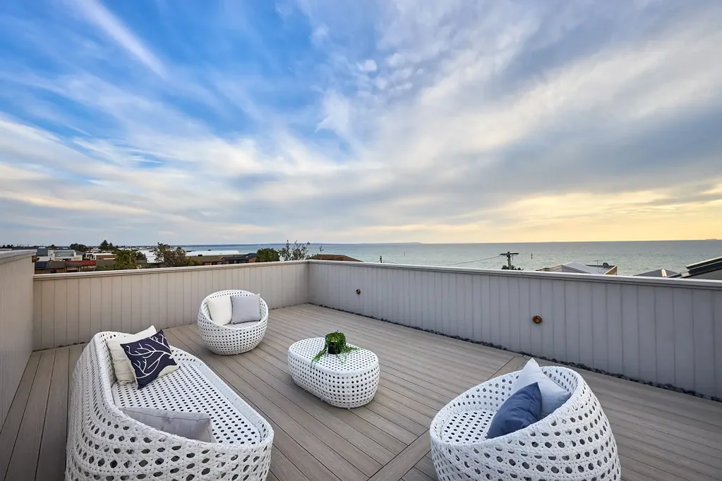 Aspendale 3ਬੈੱਡਰੂਮ First-Class Beachside Luxury, Panoramic Views & Exclusive Parkside Position