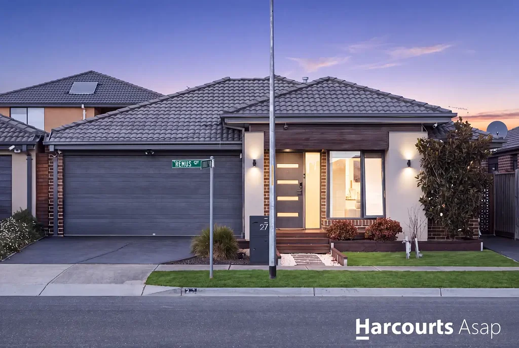 Cranbourne West 3غرفة نوم Stylish, Spacious & Ready to Impress with 2 Living Areas and North Facing!