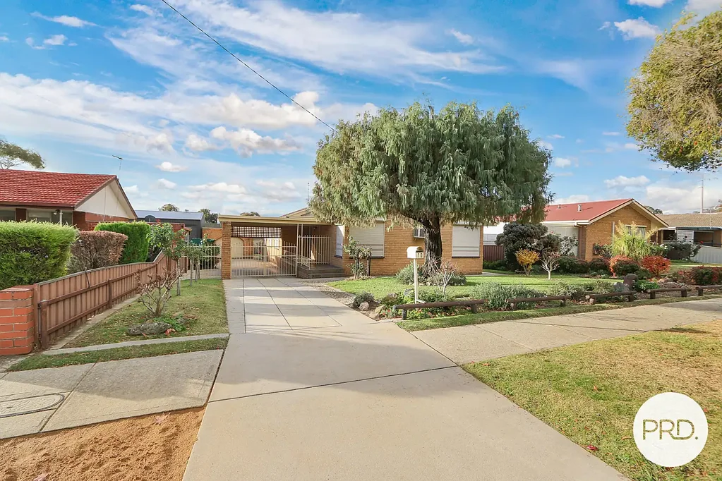 BEAUTIFULLY MAINTAINED HOME IN PRIME WODONGA LOCATION!
