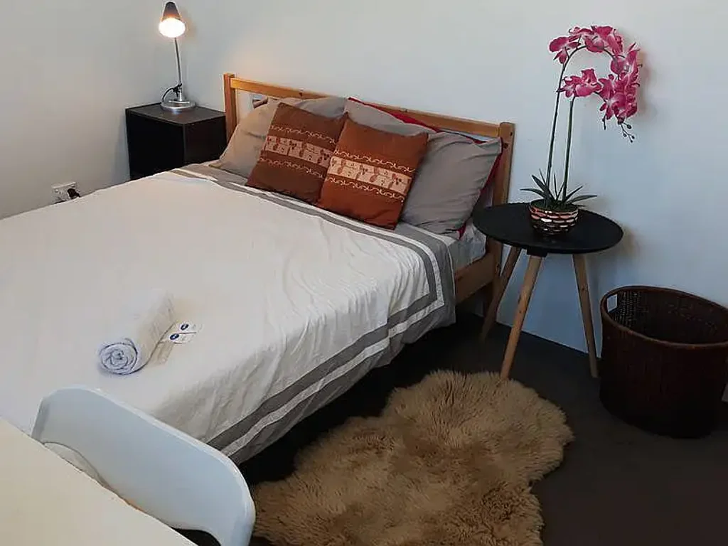 Large, Nice Room Opposite Curtin Uni. No Bills to Pay, FREE WIFI.