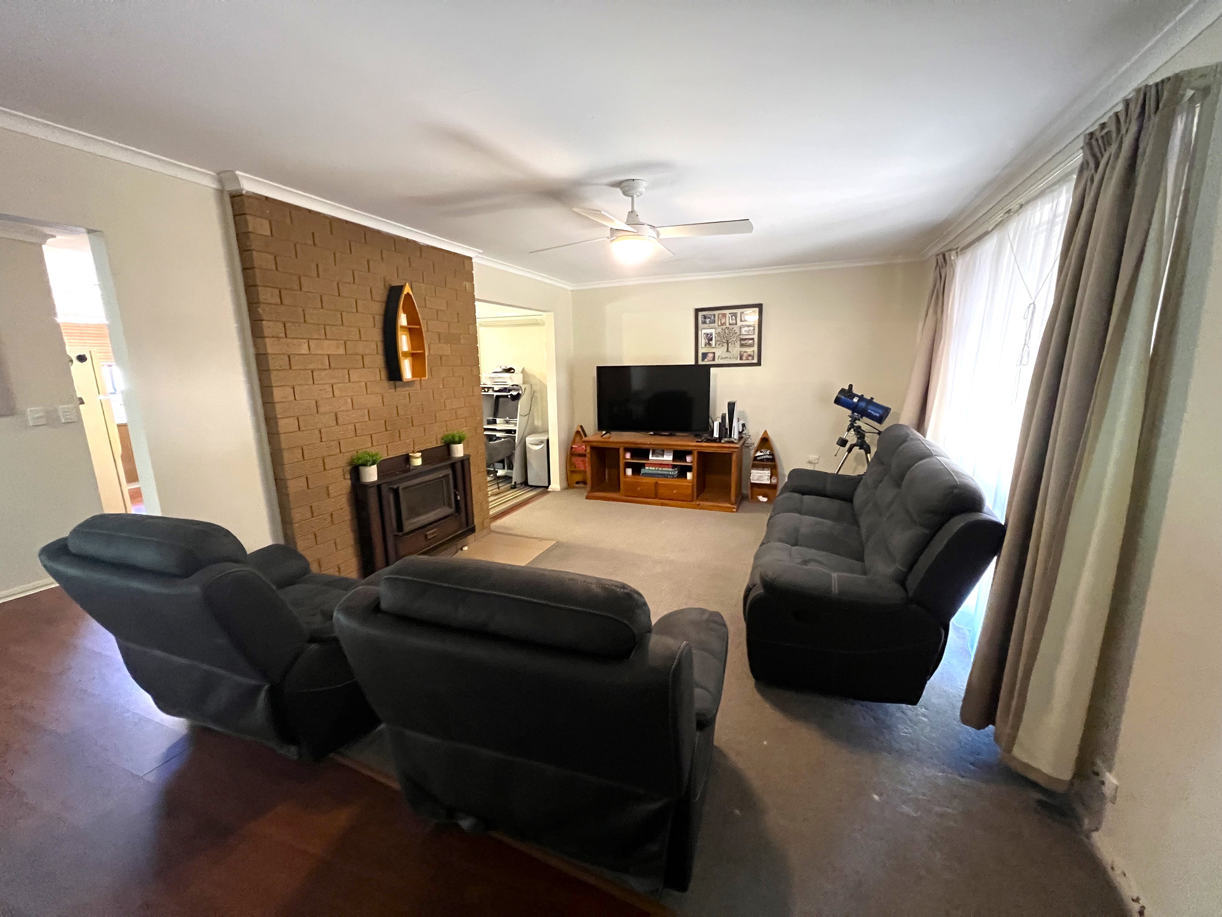 355 VICTORIA ST, DENILIQUIN NSW 2710, 0房, 0浴, House