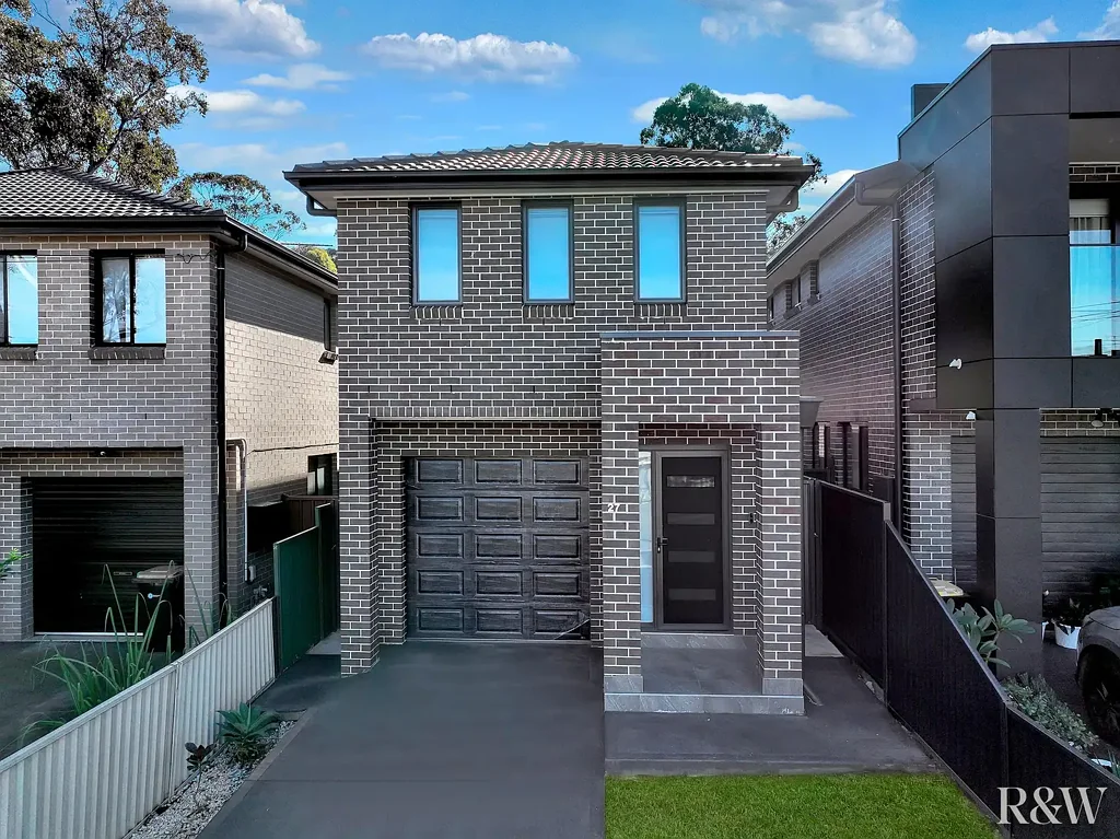 Mount Druitt 5房  Modern Family Living in Prime Location