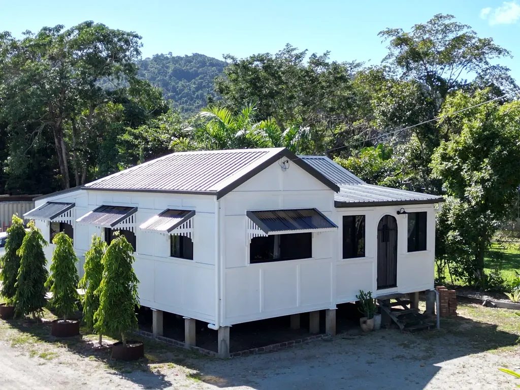 Jubilee Pocket 3Kwarto Renovated Home On 2,671m2 Block With Rare Low Impact Industry Zoning