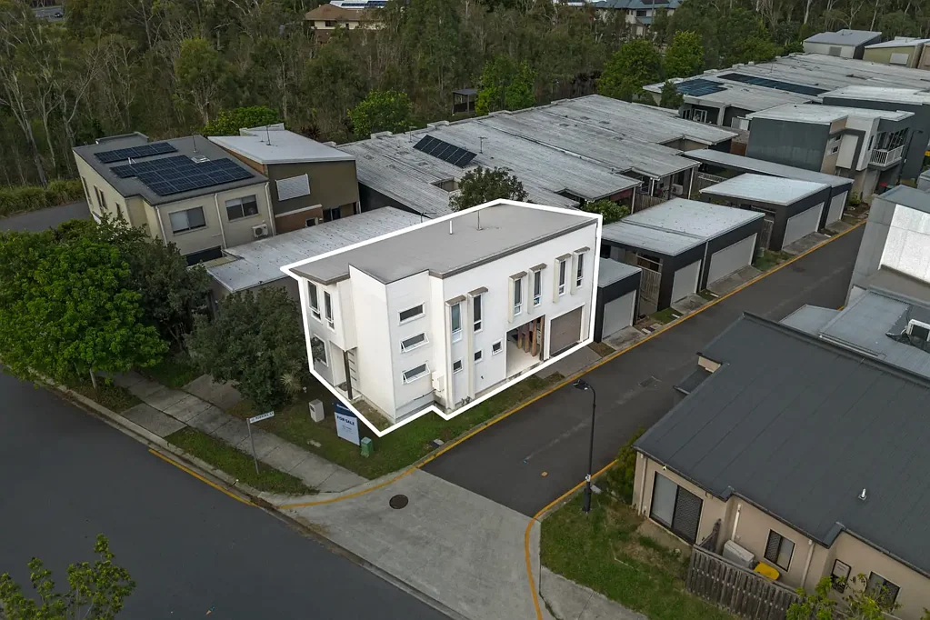 Fitzgibbon 3房 转角地块便利布局 主卧带套 三房舒适 空调吊扇 近社区花园 学校环绕 商圈便捷 Easy Living Meets Entry - Level Buying in Fitzgibbon