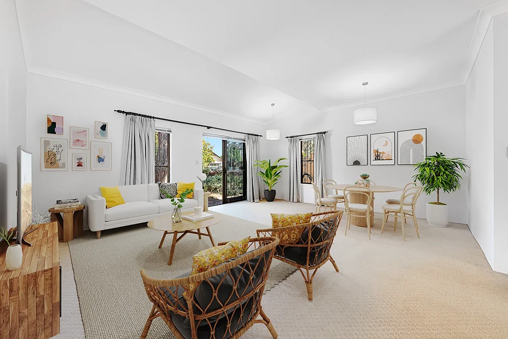 Townhouse in Prime location - 6 MONTH LEASE ONLY