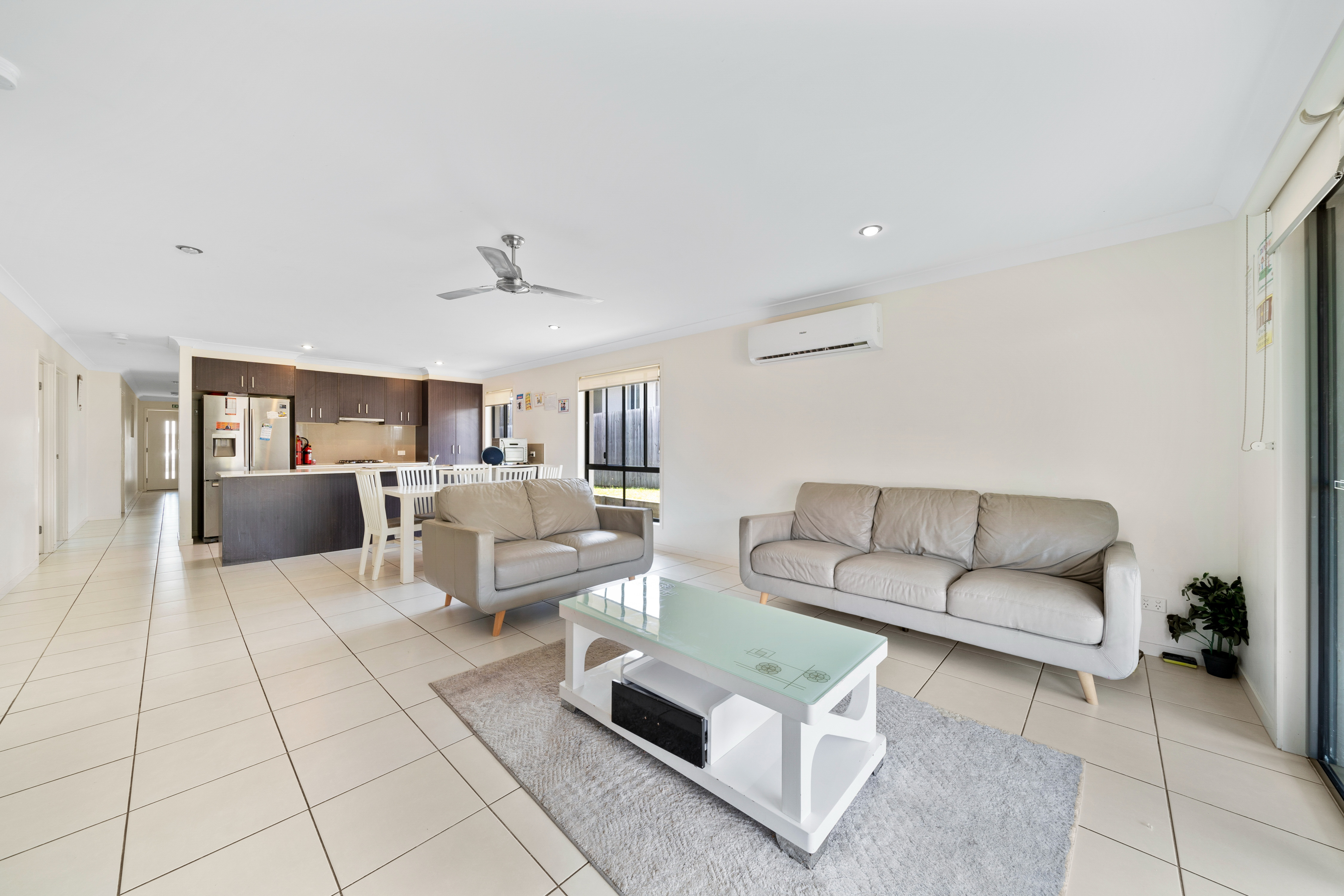 45 RAVENSBOURNE CCT, WATERFORD QLD 4133, 0部屋, 0バスルーム, House