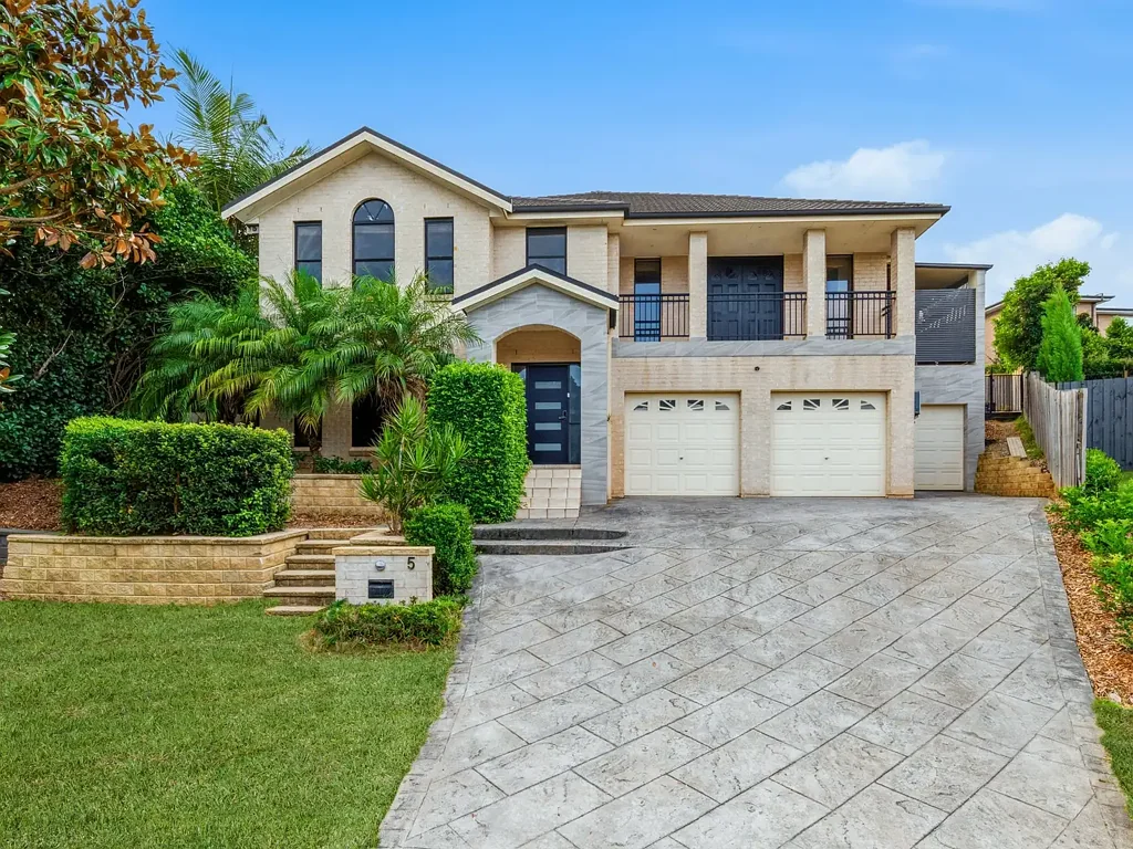 5 Laird Court, Macquarie Links, NSW 2565