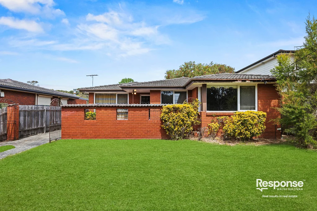 17 Chanel Street, Toongabbie, NSW 2146
