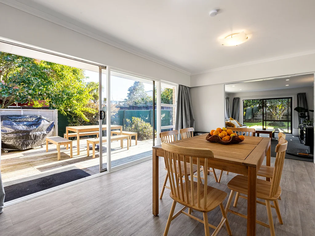 Chartwell 3Kwarto Light, Space & Location – Tastefully Refreshed