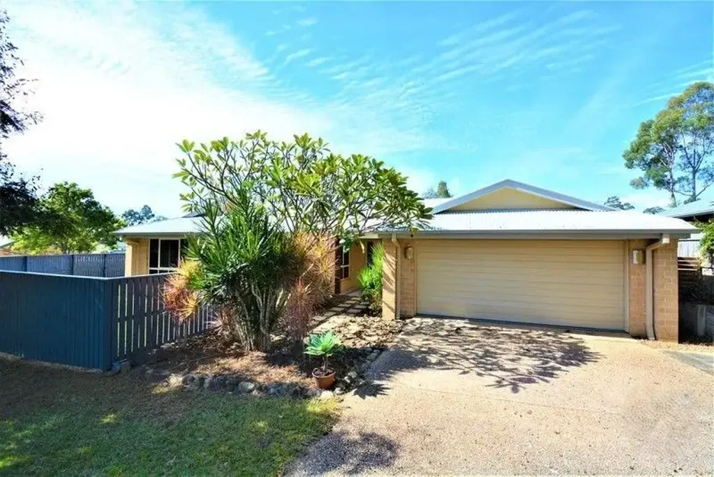 1 Wintergreen Lane, Forest Lake, QLD 4078