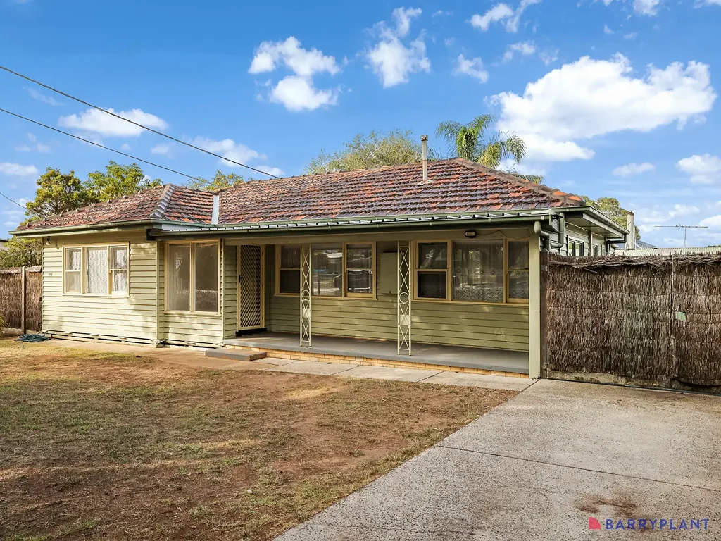Refined Living in a Prime Lifestyle Location