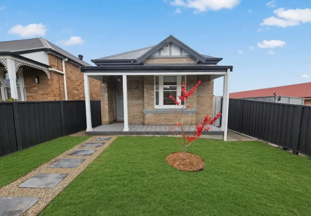 Modern & Newly Renovated Family Home