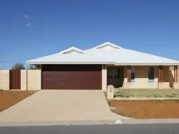 7 Schooner Pass, Glenfield