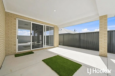 24 Bradburn Street, Aveley, WA 6069, 4 slaapkamers, 2 badkamers, House