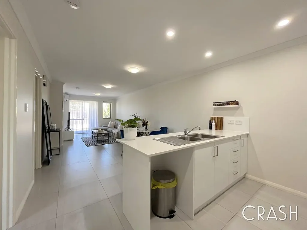 2x2 Home in East Cannington