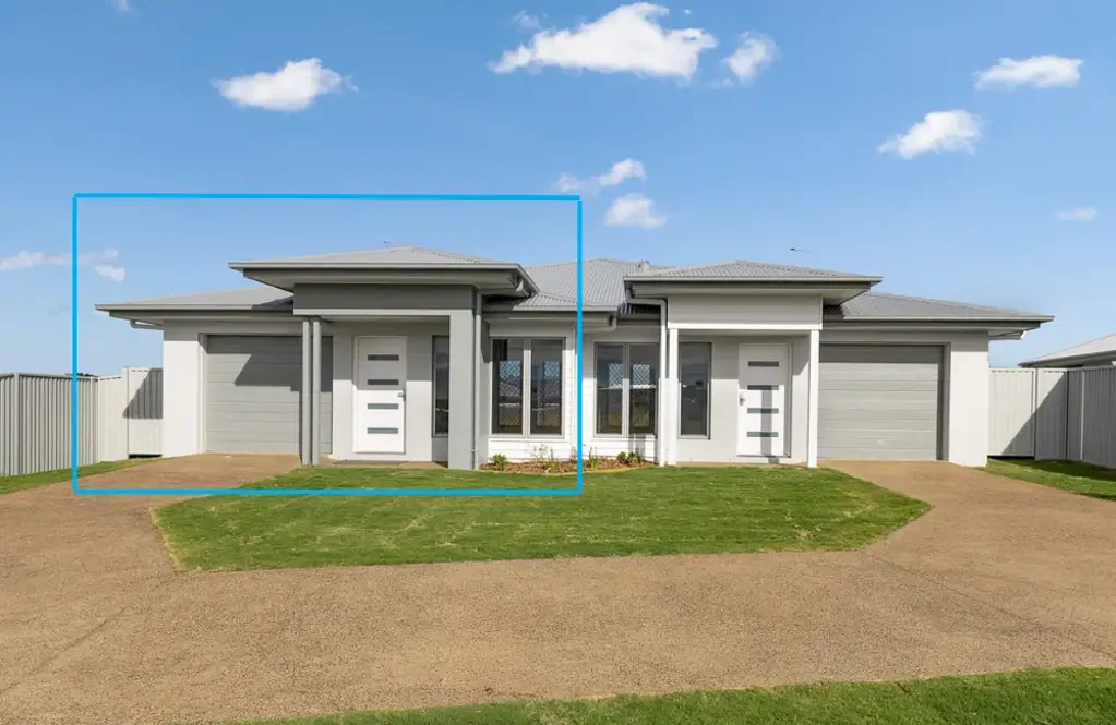 Modern Low Maintenance Living in Coral Cove