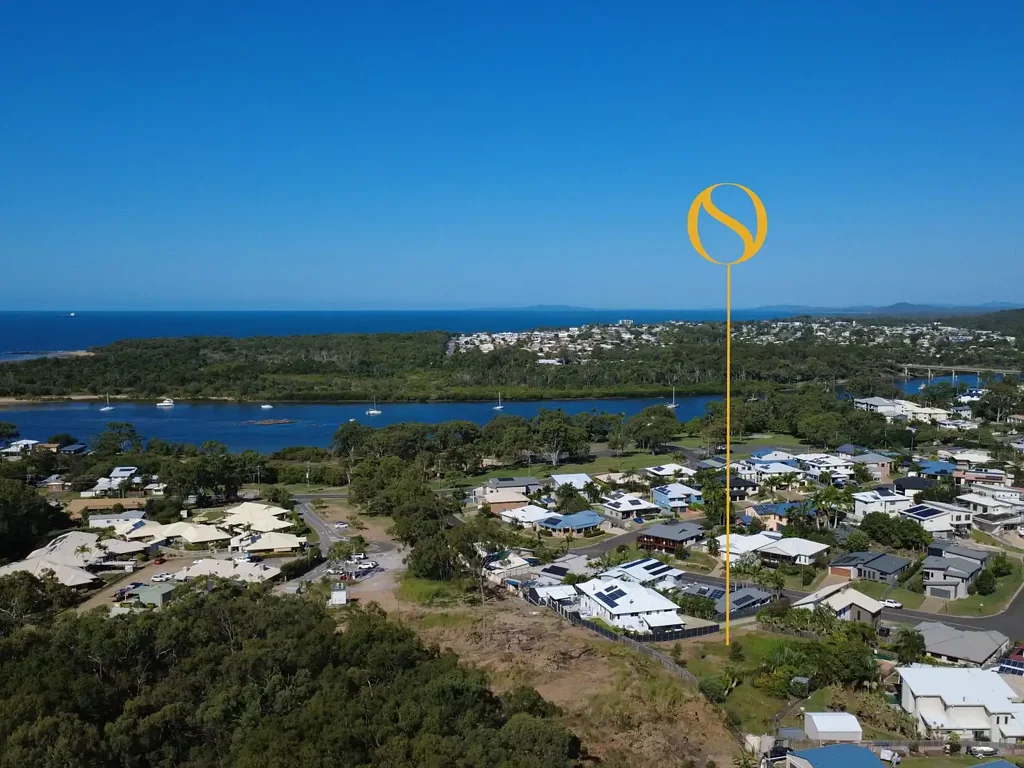 18 Lighthouse Drive, Boyne Island, QLD 4680