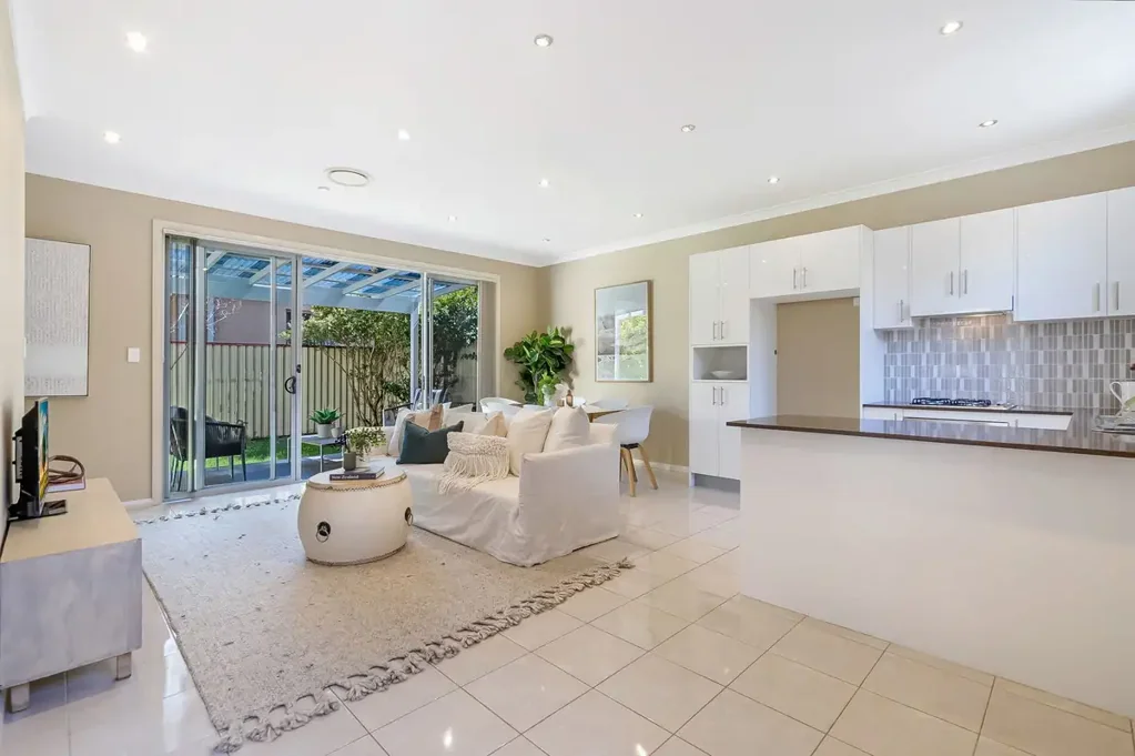 Blue Bay 3 Bedroom Beachside Bliss! Open Plan Oasis - Your Blue Bay Escape
