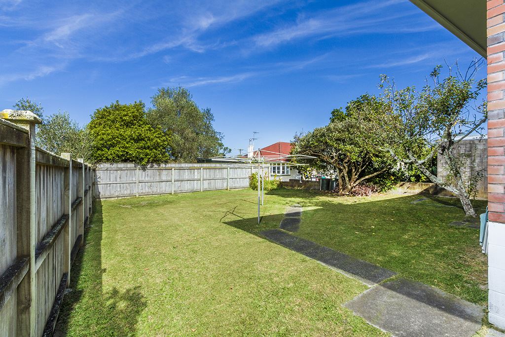 1/15a Roberts Avenue, Bayswater, Auckland - North Shore, 2 Bedrooms, 1 Bathrooms