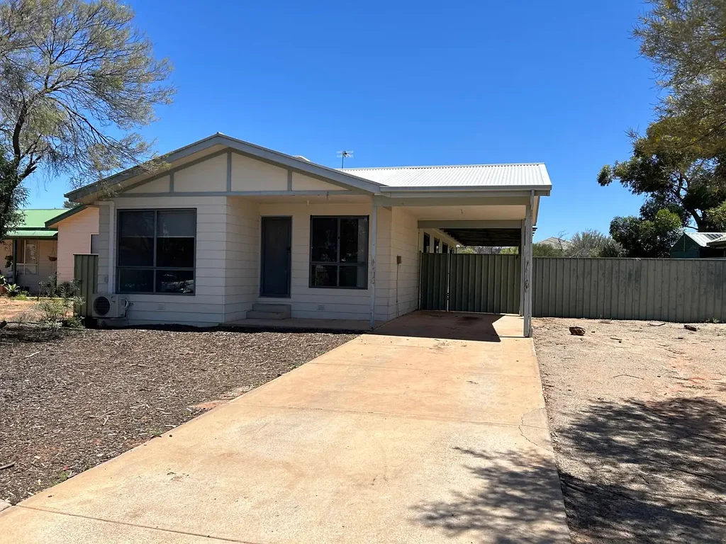Spacious 4-Bedroom Home in Quiet Cul-de-Sac