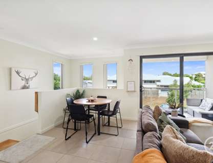 28 Hillsborough Place, Pimpama, QLD 4209, 2 Bedrooms, 2 Bathrooms, Apartment