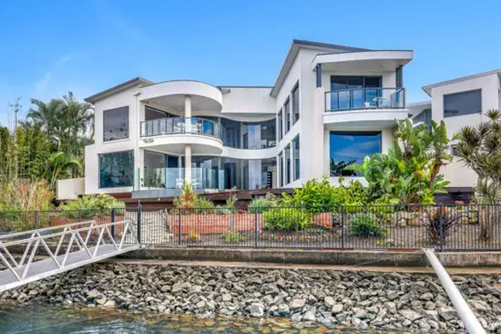 25 Ferrymans Court, Helensvale, QLD 4212