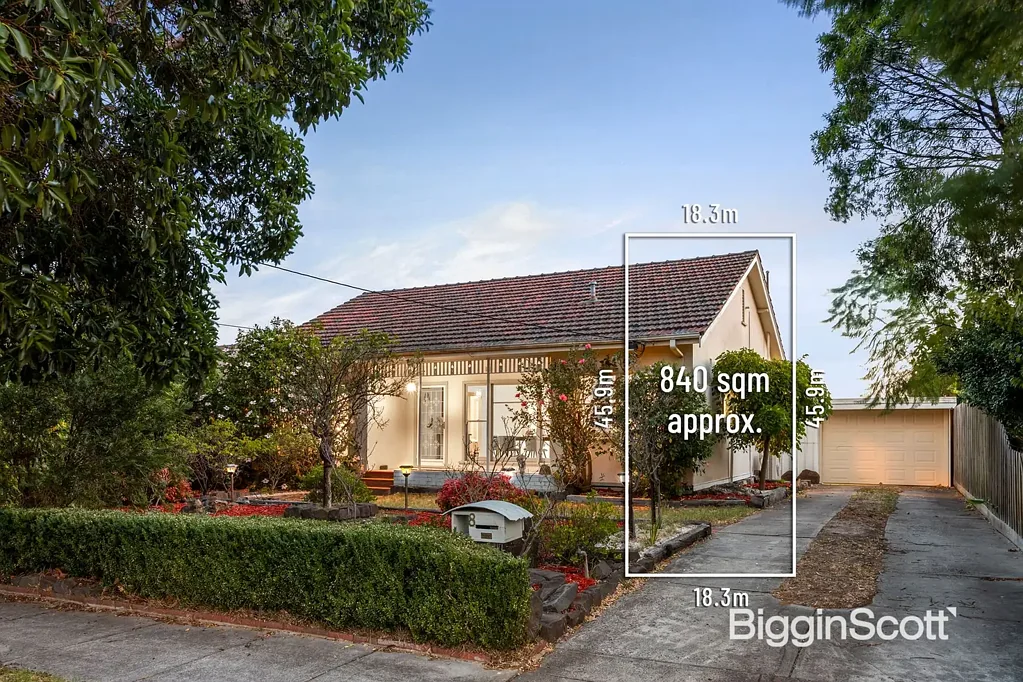 8 Hamilton Crescent, Doncaster East, VIC 3109