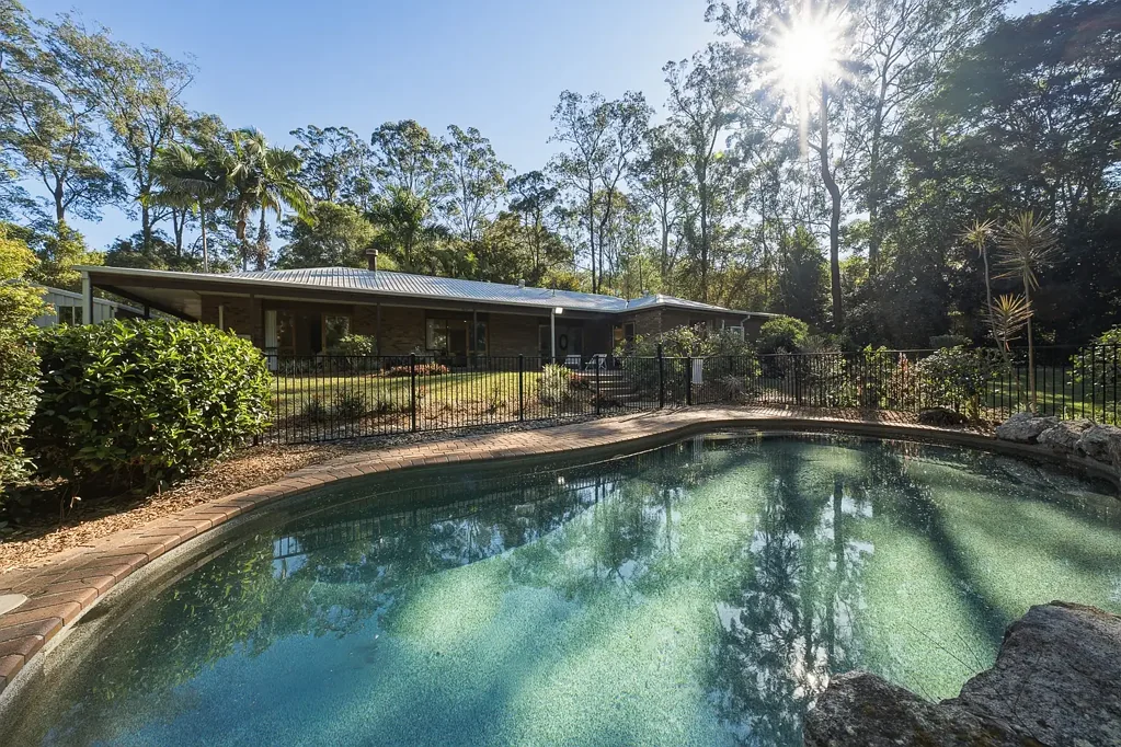 Bunya 4 Slaapkamer End of an era - Finalising the family estate