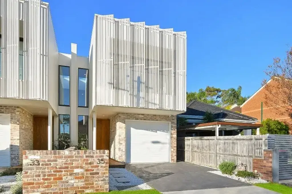 Maroubra 4Phòng ngủ Premium Duplex moments from Maroubra Junction Pacific Square