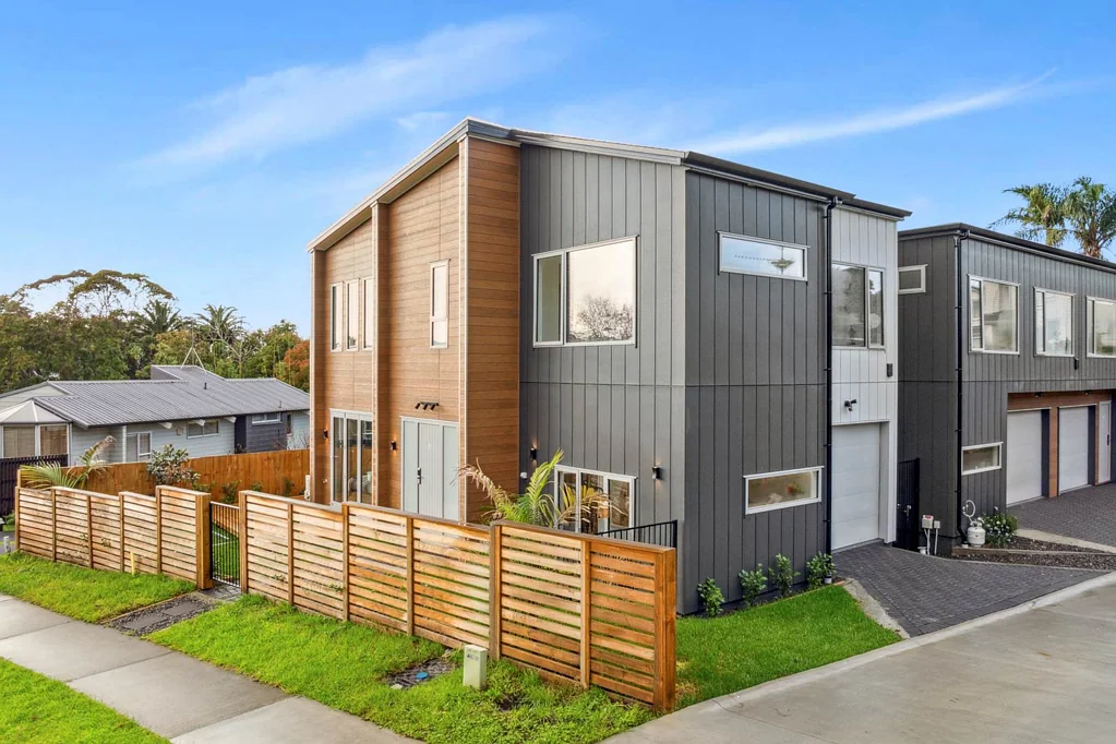 16A Blue Gum Rise, Sunnyhills, Manukau City, Auckland
