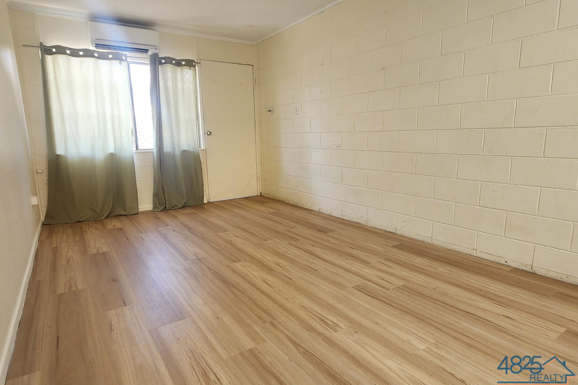 FLAT 3 34 FLYNN ST, MORNINGTON QLD 4825, 0 Schlafzimmer, 0 Badezimmer, Unit