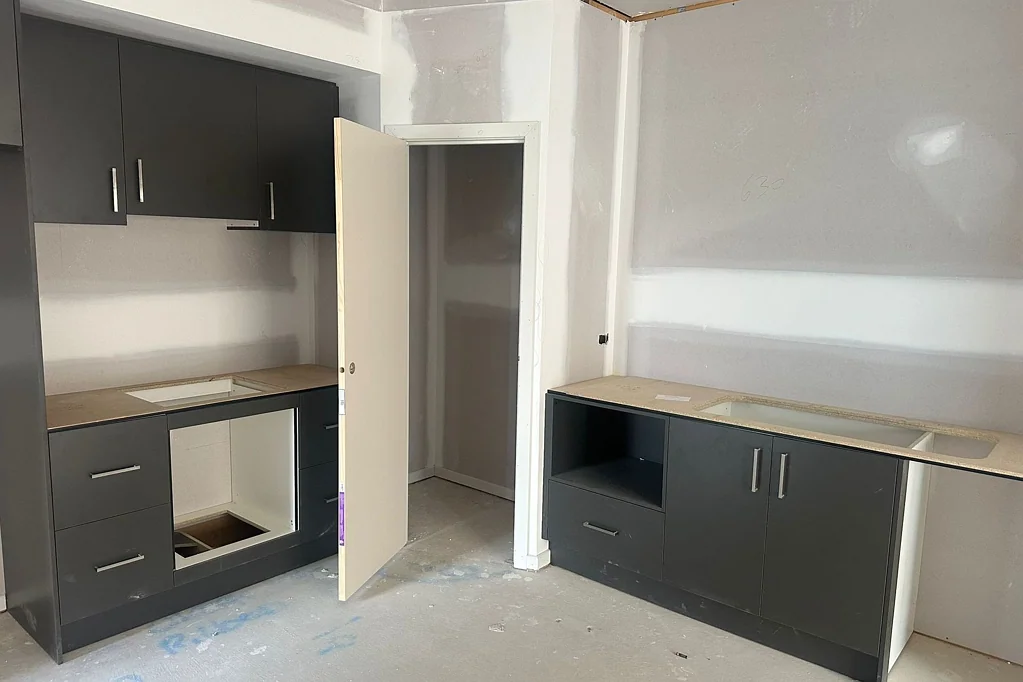 Rockbank 3 Bedroom Your New Chapter Starts Here – Modern 3-Bedroom, 2-Bathroom Retreat!