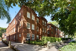 7/27 Balfour Road, Rose Bay