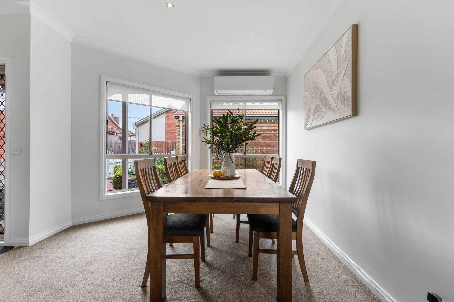 UNIT 2 11 CAROLINE ST, ABERFELDIE VIC 3040, 0房, 0浴, House