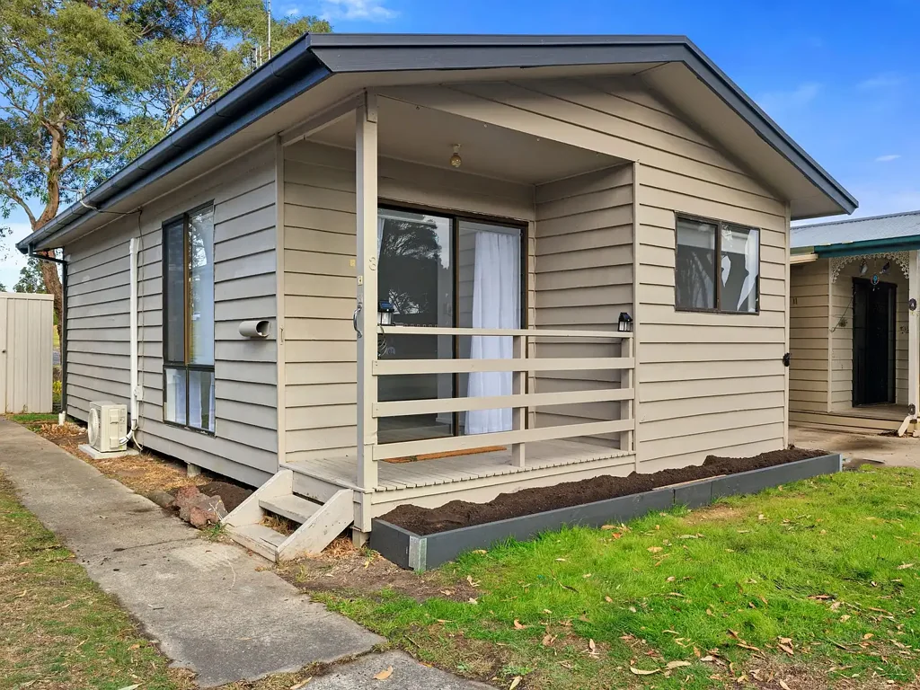 Wonthaggi 1 Bedroom NEAT, SWEET AND SO VERY COMPLETE.