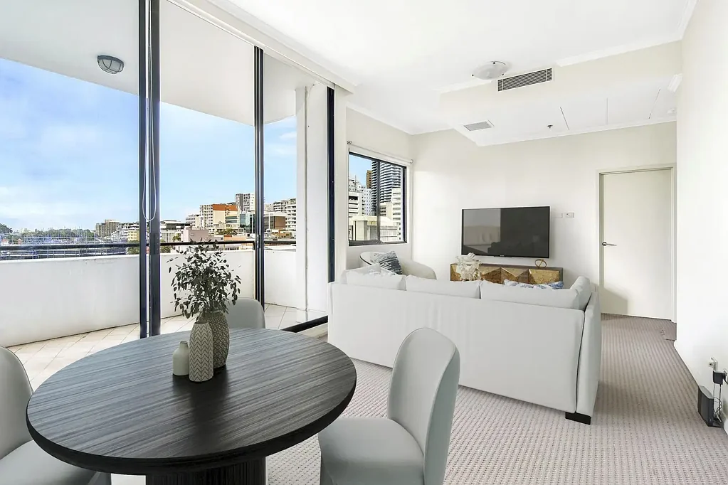 Modern 1 Bedroom Apartment in the Heart of St Leonards