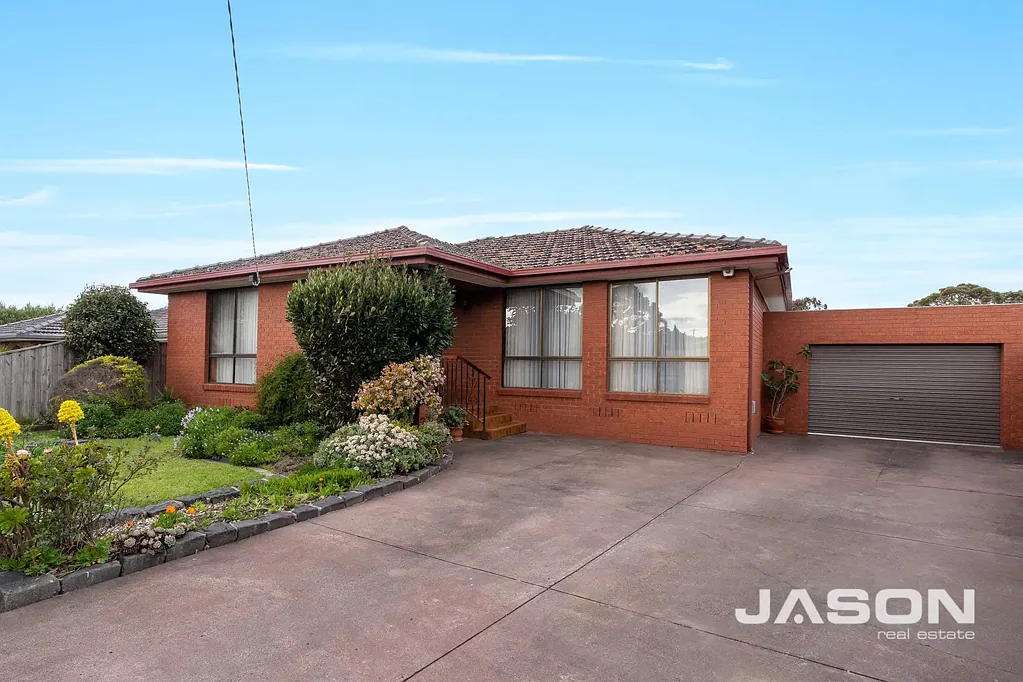 Greenvale 3 Bedroom Spacious Family Living on 695m² in a Prime Greenvale Pocket