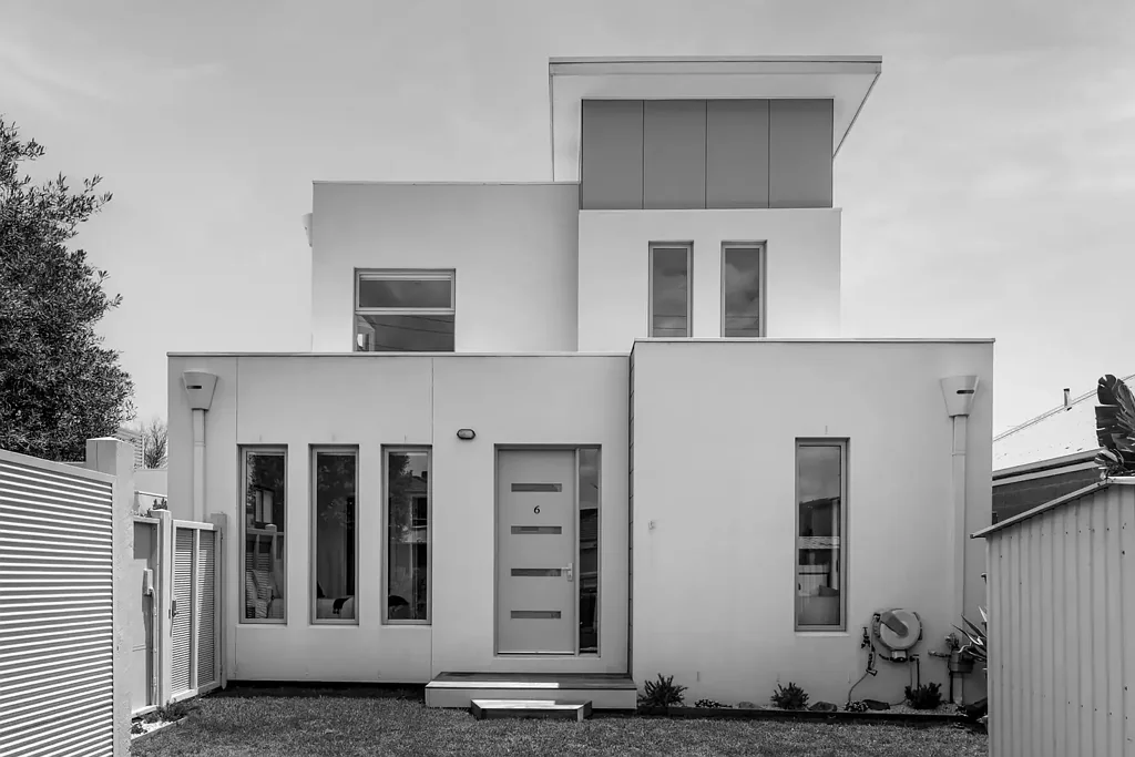 Safety Beach 4ห้องนอน Expressions of Interest closing Tuesday 27th January at 12pm