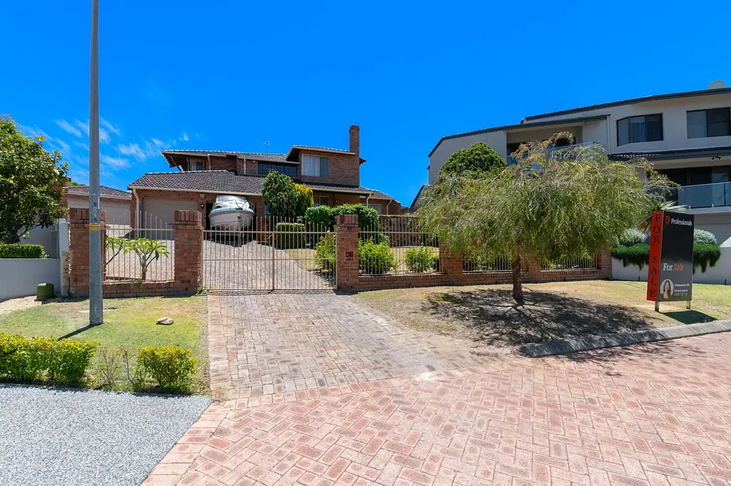 25 Bangalay Way, Dianella, WA 6059