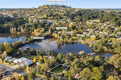 Daylesford Exclusive elevated lakeside landholding