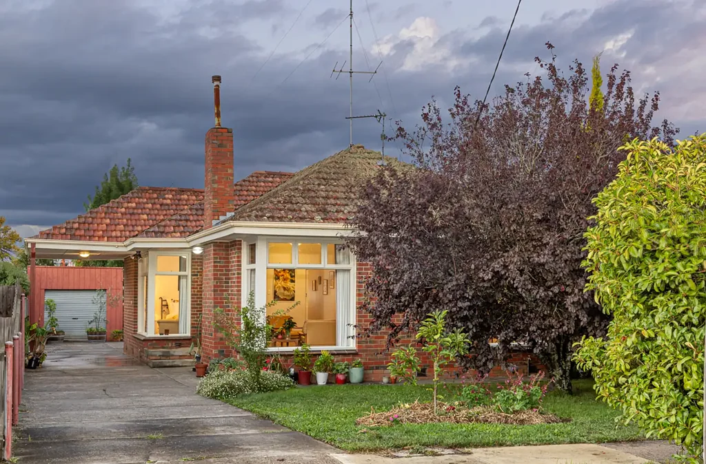 Lake Wendouree 3침실 Prime Lake Wendouree Living – Solid Home in an Unbeatable Location