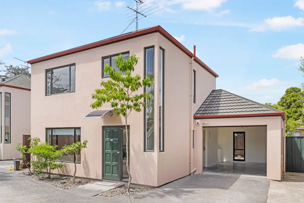 Pakuranga Heights 3房  East Auckland Value - Don't Miss Out!