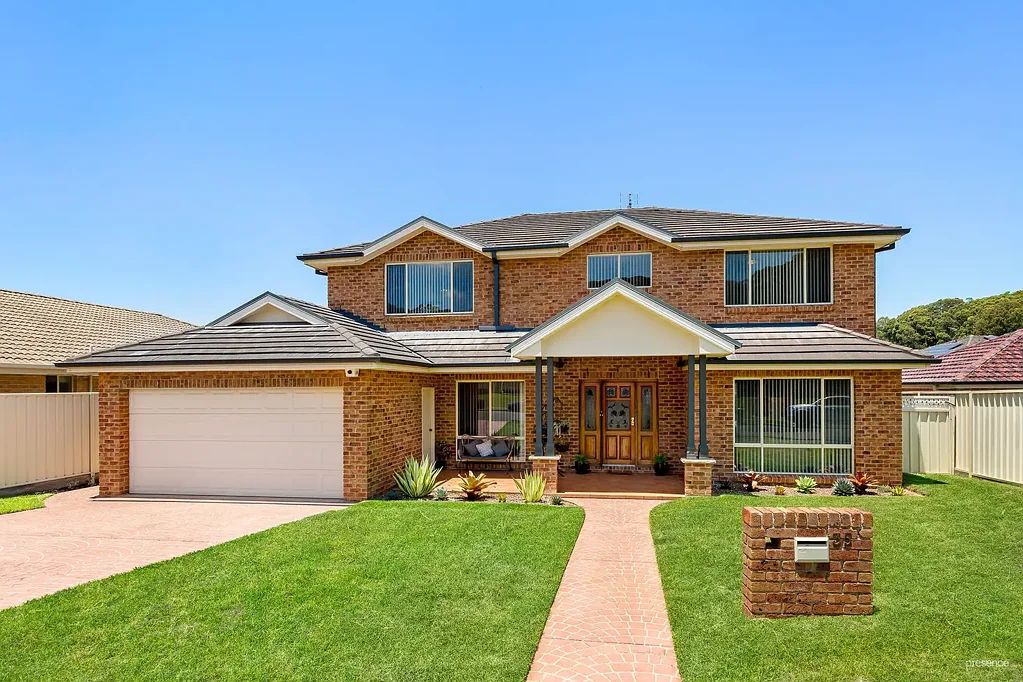 35 Green Point Drive, Belmont, NSW 2280
