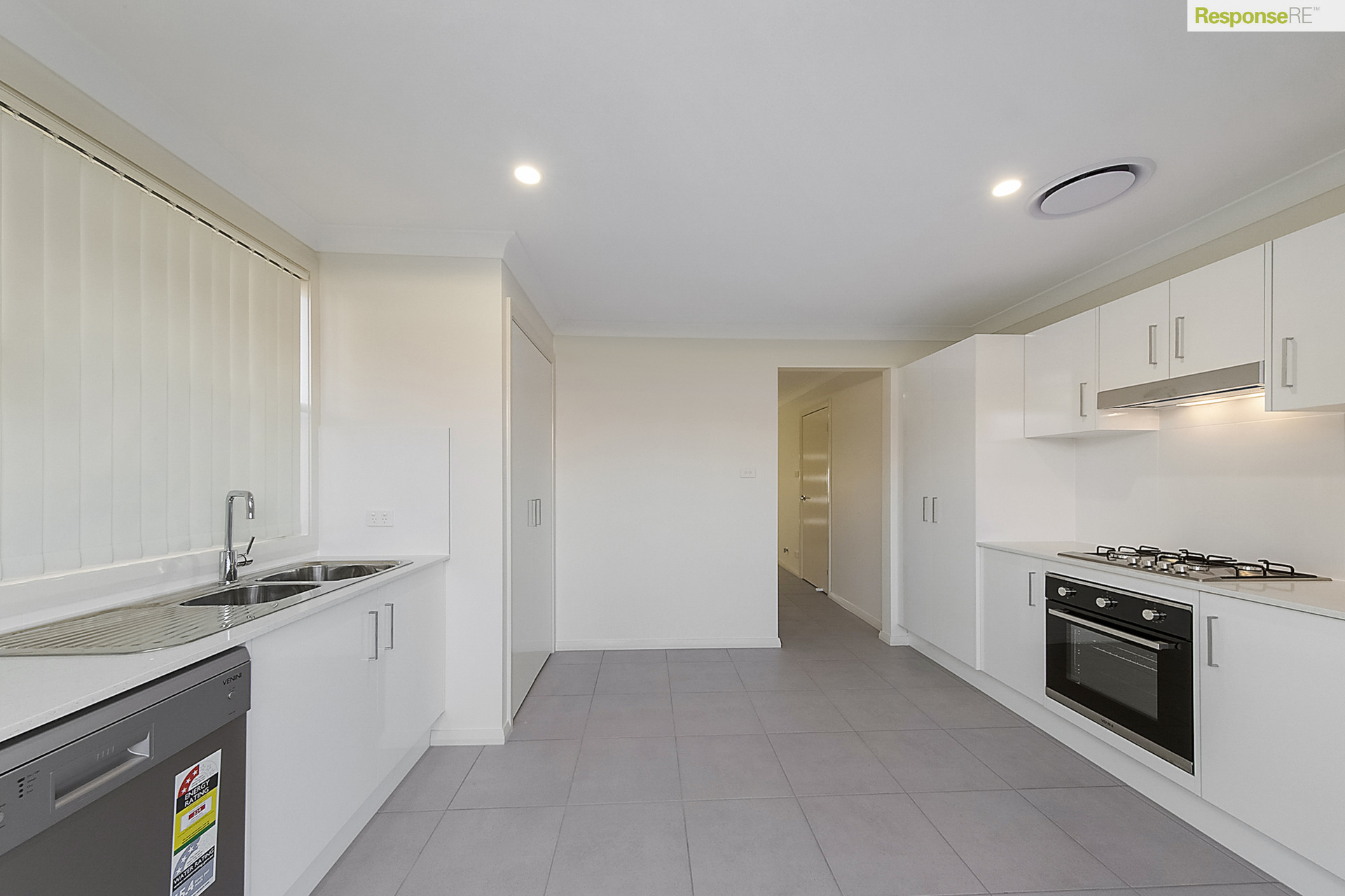 UNIT 5 148 VICTORIA ST, WERRINGTON NSW 2747, 0 રૂમ, 0 બાથરૂમ, Townhouse